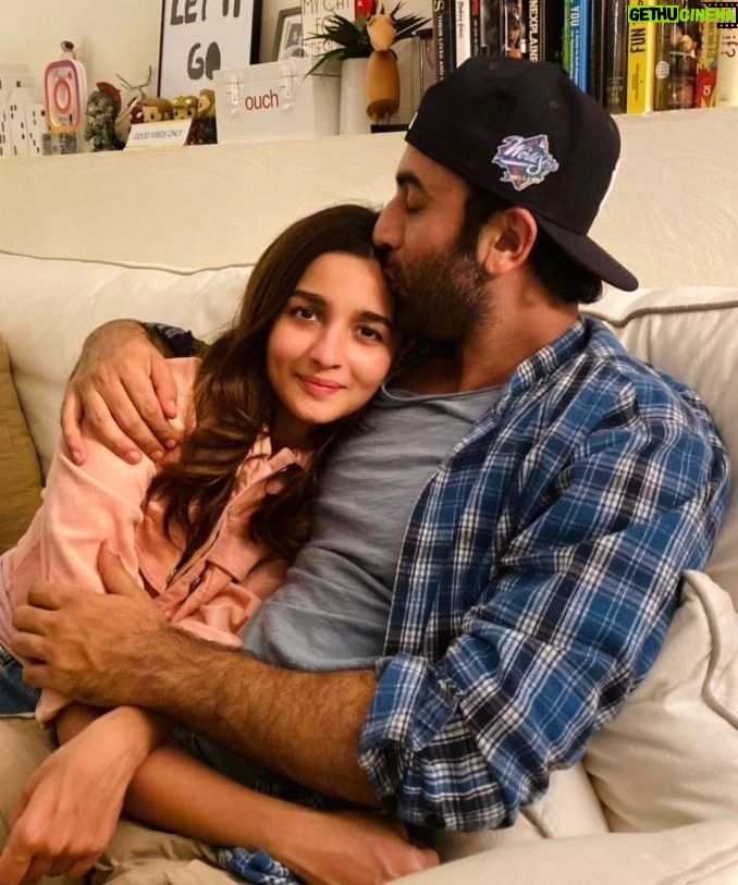 Ranbir Kapoor Instagram - Some beautiful captures of #Ranbirkapoor and #AliaBhatt πΈππ