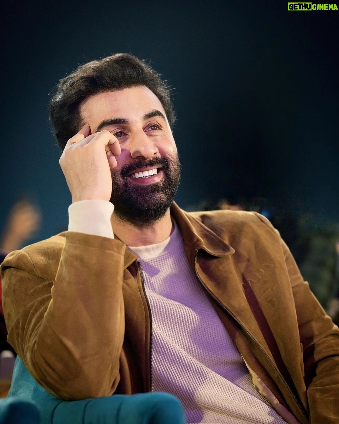 Ranbir Kapoor - 51K Likes - Looking like a WOW 😍🔥💥
#Ranbirkapoor