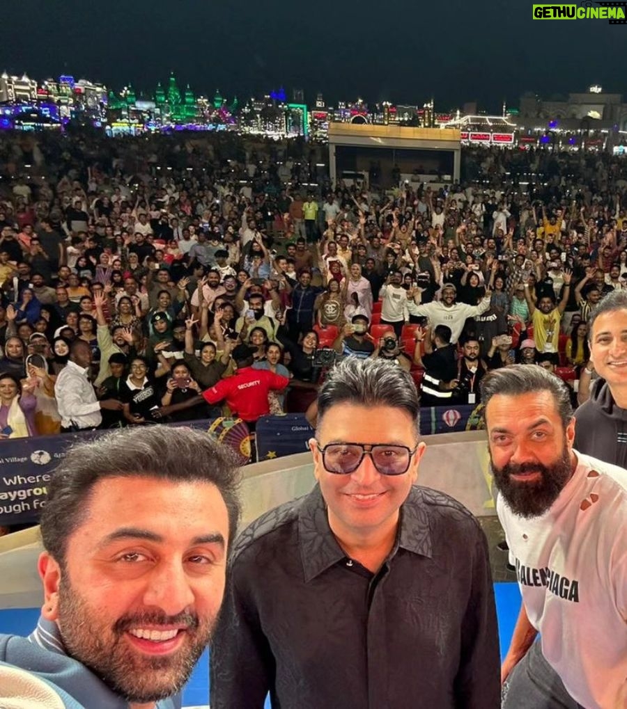 Ranbir Kapoor Instagram - #RanbirKapoor & #teamAnimal in #Dubai for #AnimalTheFilm promotions