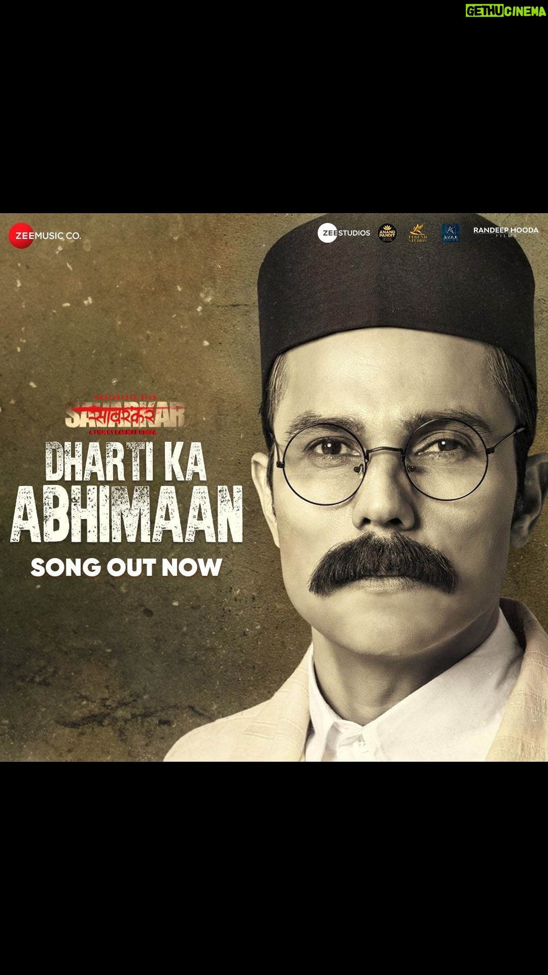 Randeep Hooda Instagram - “Na Aisa Desh Tha, Na Aisa Desh Hai, Na Aisa Desh Hoga; Dharti Ka Abhimaan - Hindustan Hindustan Hindustan 🇮🇳” Immerse yourselves in the anthem of National Pride, #DhartiKaAbhimaan song out now! (Link in bio) #SwatantryaVeerSavarkar in cinemas on 22nd March. #VeerSavarkarOn22ndMarch #WhoKilledHisStory @khaki_ee @zeestudiosofficial @randeephooda @anandpandit @officialsandipssingh @yogirahar31 @anandpanditmotionpictures @officiallegendstudios @randeephooda_films @avakfilms @amit.sial @iampallesingh @crimrinal @rajeshkhera1 @alwaystheantagonist @tirrtha @anjalihoodamd @mathiasduplessy @sandeshshandilya#JayPatel @alwaystheantagonist @utkarshnaithani @i.samkhan @roopa_pandit @zeecinema @anuragbedii @zeemusiccompany @anwarali.khan.568 @jelly_bean_ent @panchalic @renukapillai_official @sonukuntalofficial @whiteapplellp @krishna.arvind @kameshkarna @varunmishra @savarkarthefilm @roopesh6699 #RandeepHooda #VeerSavarkar #Savarkar @aslidivyakumar @itsvijayprakashsharma #Traditional @anumalikmusic @chetanswarooptirdia @aamirmalek108 #RandeepHooda #Savarkar #VeerSavarkar