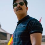 Randeep Hooda Instagram - Don’t need anymore reasons to add #InspectorAvinash to your watch list. 😉 Watch all episodes of #InspectorAvinashOnJioCinema , now streaming free. #JioCinema #MahakaalAvinash @officialjiostudios @neerrajpathak1 @randeephooda @urvashirautela #AbhimanyuSingh @rajnieshduggall #KrishanChaudhary @amit.sial @shalinbhanot @sargam.singh44 @ajaysinghchaudhary @akanksha8000 @freddy_daruwala @adhyayansuman @ramitts