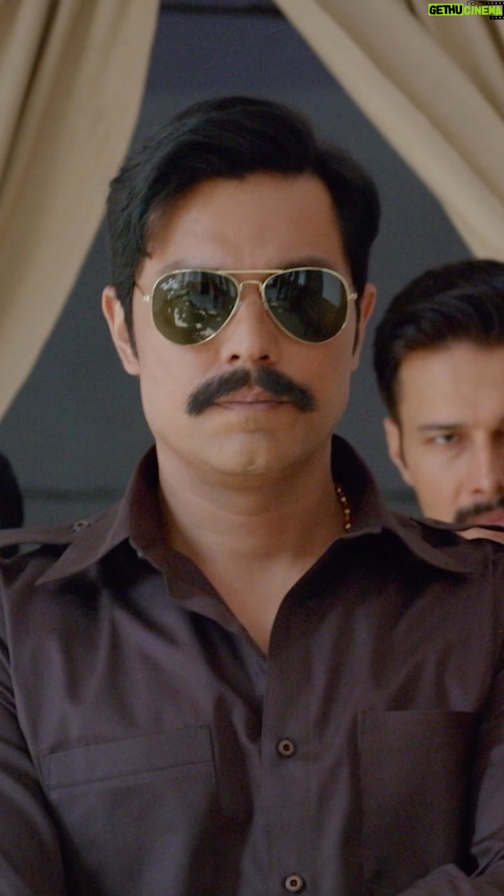 Randeep Hooda Instagram - Hoga abhi Jurm ka Sarvanash kyunki aa chuke hai #InspectorAvinash. Song out now! Streaming Free Now only on @officialjiocinema @vijay_verma_1973 @rajeshmanthan99 @kehshavanandmusic @anamik25 @tantiabani @officialjiostudios @randeephooda @neerrajpathak1 @urvashirautela @rajnieshduggall #KrishanChaudhary @amit.sial #AbhimanyuSingh @sargam.singh44 @ajaysinghchaudhary @shalinbhanot @akanksha8000 @freddy_daruwala @adhyayansuman @ramitts @timesmusichub