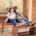 Randeep Hooda Instagram - मैं कभी, बतलाता नहीं पर अंधेरे से डरता हूँ मैं माँ यूँ तो मैं, दिखलाता नहीं तेरी परवाह करता हूँ मैं माँ तुझे सब है पता, है न माँ तुझे सब है पता.. मेरी माँ #mothersday #happymothersday