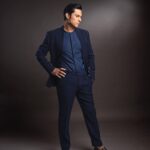 Randeep Hooda Instagram - अगर तुम वास्तव में स्वतंत्र रहना चाहते हो तो कोई तुम्हें गुलाम नहीं बना सकता अपनी पहचान को कभी धूमिल मत करो- #SwatantryaVeerSavarkar #VeerSavarkarOn22March #WhoKilledHisStory Make Up @renukapillai_official Hair @pankaj_hair_rtist Outfit: @tisastudio Shoes: @whitemuds_official Styled by @thetyagiakshay #TeamTyagi @jaineeebheda @lifestylebee_ Photographer @chitrdev.in Asst. Photographer @rishabhverma28 #OOTD #POTD #mensfashion #mensstyle #homme Mumbai, Maharashtra