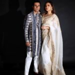 Randeep Hooda Instagram - Razzle Dazzle✨✨ Photographer: @mohitkrtiwari Lighting: @initialize.bat Lin’s MUH: @aydee_____ Styled by @iamjennylaisram Saree @toraniofficial Shoes @aprajitatoorofficial Assisted by @makeupbyangana @ananyapurkayastha21 Randeep’s Kurta set & Footwear @divyammehta Hair @pankaj_hair_rtist #OOTD #WeddingVibes #NupurAndIra #IraAndNupur #reception