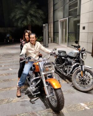 Randeep Hooda Instagram - शुक्र है के भागना नहीं पड़ा 😜
From the highway to this way, we have come a long way.. Happy Birthday Mrs. 🥰🥰❤️❤️🤗🤗🤗
On a serious note,
Didn’t know then that life will change so much and that too for the better. I’m just grateful to you being in my life and giving it the steadiness and calmness it needed. Love you always @linlaishram 🤗🥰

#HappyBirthdayLin #Love