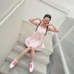 Ranee Campen Instagram - ถ้าชีวิตขาดความหวาน ลองใส่บาจามานั่งข้าง ๆ เบลกันมั้ย 😆 วาเลนไทน์ปีนี้ เบลหวานเก๋กว่าครั้งไหน ๆ ด้วยรองเท้า North Star by Bata รุ่นใหม่ล่าสุดจาก @Batathailand คู่นี้แมตช์ชุดง่าย เสริมส้นหนาแต่เดินสบ๊ายสบาย เบลยกให้เป็นรองเท้าสุดน่ารักแห่งปี 2024 เลย กระซิบว่ารองเท้ารุ่นนี้เค้ามีให้เลือก 2 สีเลยนะ แวะไปลองที่ร้าน บาจา กันค่ะ 💕 #BataThailand #SurprisinglyBata #Stylewithcomfort #มีเบลล่าต้องมีบาจา