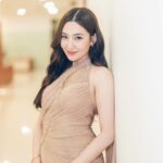 Ranee Campen Instagram - ชุดไหนเบลก็มั่นใจ เพราะเพอร์พีชบุกไฟเบอร์เจลลี่ ซองเดียวรู้เรื่อง😉🍑 ติดต่อตัวแทนจำหน่ายของปนันชิตาหรือแอด @p59th มีโปรโมชั่นเปิดตัวด้วยนะค้าาา #เพอพีชเยลลี่เบลล่า #Pananchita