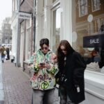 Ranee Campen Instagram - 🐴 #amsterdamอัมเบรล่าพังไม่ไหว