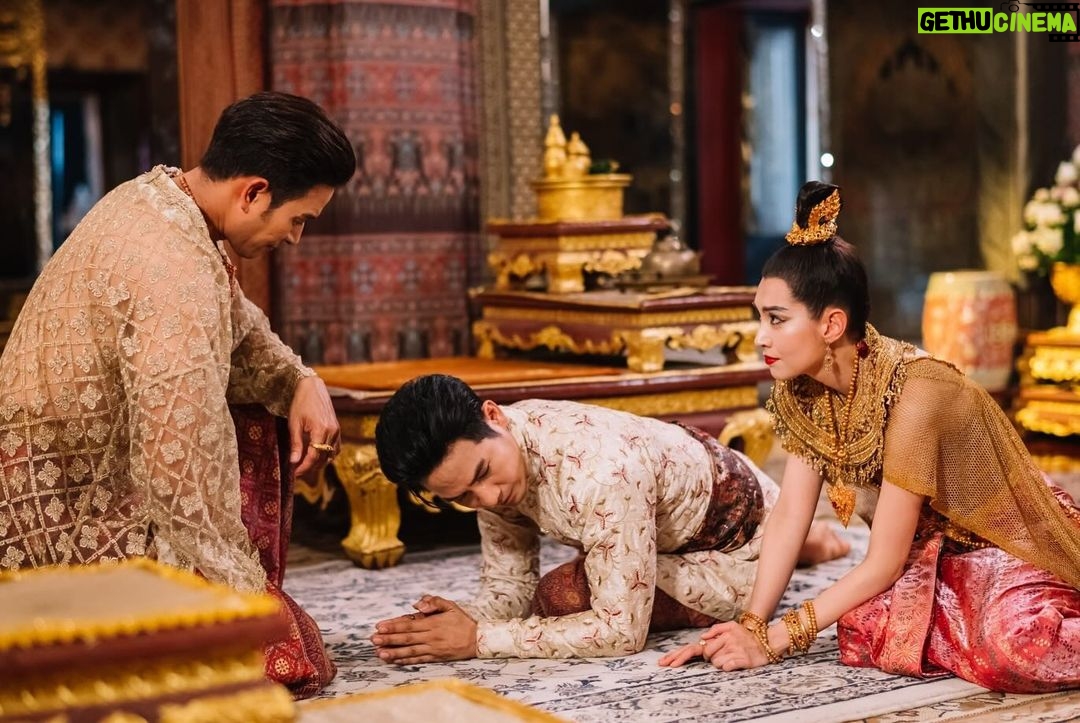 Ranee Campen Instagram - วันจันทร์หน้าตอนจบแล้ว ปากำลังใจให้เรารัวๆ เลยนะออเจ้า🫶🏻 #พรหมลิขิตep25 #พรหมลิขิต