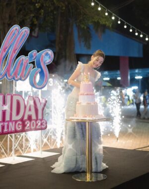 Ranee Campen Instagram - ขออยู่ในชีวิตที่เหลือของเธอได้ไหม 💫 Thank you for all advance birthday wishes ขอบคุณสำหรับทุกคำอวยพรนะคะ เกิดจริงๆ 24 ธ.ค. ค่า 🎂😊

#BellaBirthday2023
#BellaBirthdayFanMeeting2023
#BellaRanee #bellacampen #เบลล่าราณี