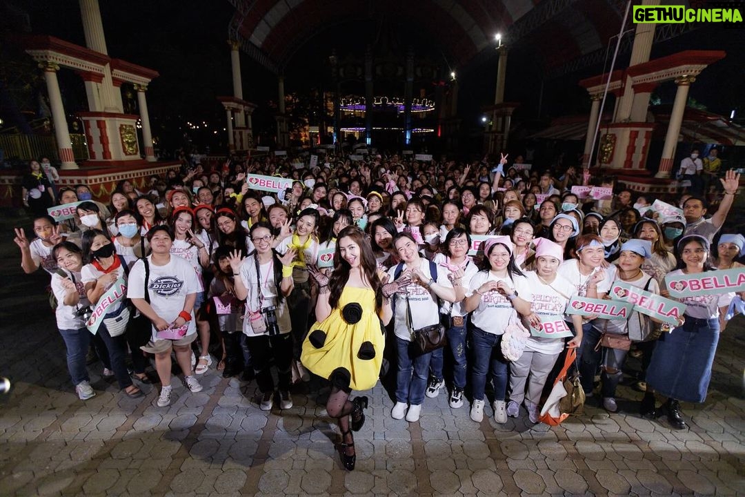 Ranee Campen Instagram - BELLA’s BIRTHDAY FAN MEETING 2023 แฟนมีตติ้งแรกในรอบ 5 ปี กับแฟนคลับรวมถึงสตาฟมากกว่า 600 ชีวิต ขอบคุณทุกคนมากนะคะที่มาเติมเต็มชีวิตของผู้หญิงตัวเล็กๆ คนนึงให้มีความสุขได้ขนาดนี้ หวังว่าทุกคนจะมีช่วงเวลาที่ดีด้วยกันนะคะ ขอบคุณมากๆ ขอบคุณจากใจจริงๆ ค่ะ 💖💖💖💖💖 ปล. ขอบคุณ special guest แสนน่ารักของน้อง พี่บอย ปกรณ์ ด้วยนะคะ สนุกมากเอนเก่งที่สุด รักกก @boy_pakorn 🫶🏻 #BellaBirthday2023 #BellaBirthdayFanMeeting2023 #BellaRanee #bellacampen #เบลล่าราณี