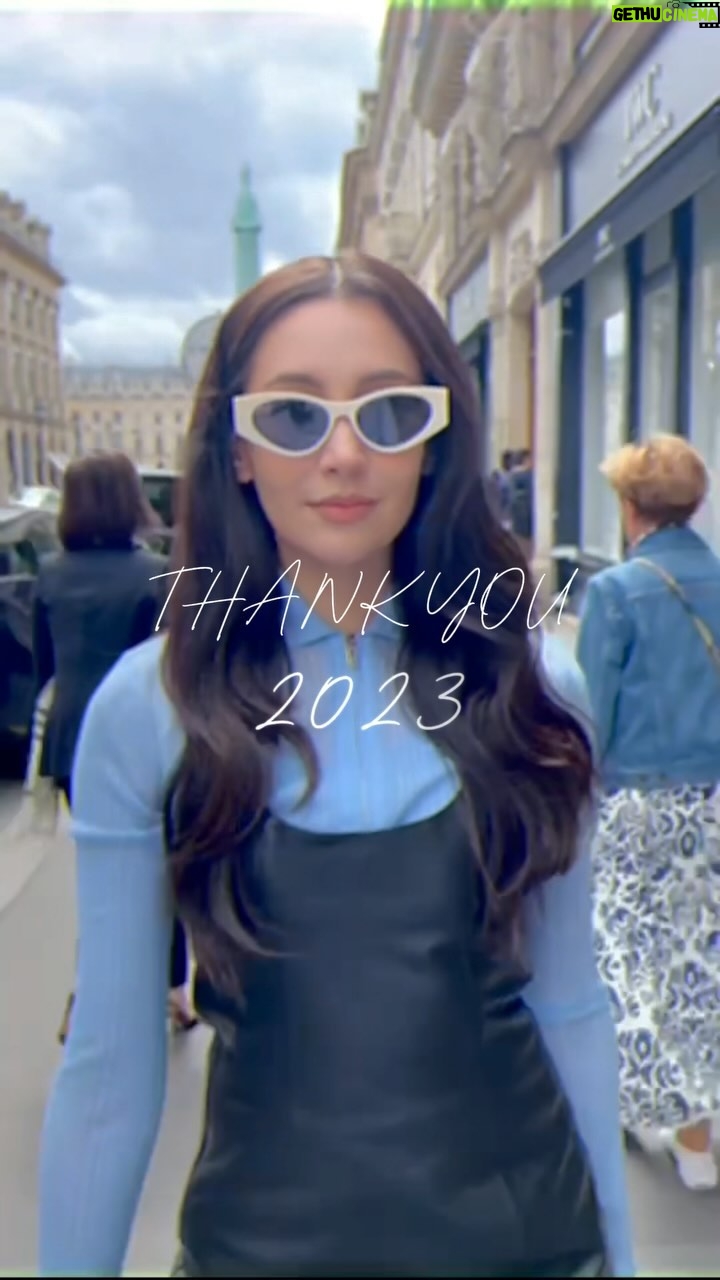 Ranee Campen Instagram - Thank you 2023💖 เป็นปีที่ได้ใช้ชีวิตเยอะ ได้เจอได้ทำอะไรใหม่ๆ ได้เติมไฟให้ตัวเอง มีเวลาให้คนที่รัก ถือเป็นปีที่เติมเต็มใจมาก🥰 ตื่นเต้นแล้วเนี่ยยย 2024 จะเป็นยังไง😆 ปล.นี่ยังไม่ได้เสี้ยวของวีดีโอที่มีอยู่เลยค่า อยากรวมวีดีโอแกงคน แต่ก็กลัวจะโดนแกงกลับ 555555