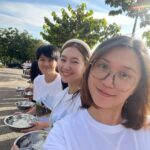 Ranee Campen Instagram - 4 วัน 3 คืน ณ วัดป่าเมตตาคีรี จ.ชัยภูมิ ขอบพระคุณพระอาจารย์จรัส และกัลญาณมิตรทุกคน สำหรับช่วงเวลาดีๆ ค่ะ น้อมนำบุญส่งถึงทุกๆคนนะคะ 🙏🏻🤍