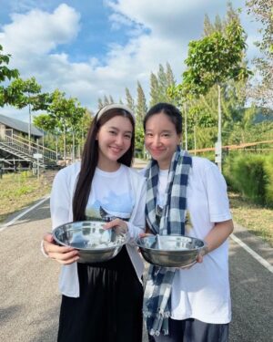 Ranee Campen Instagram - 4 วัน 3 คืน ณ วัดป่าเมตตาคีรี จ.ชัยภูมิ ขอบพระคุณพระอาจารย์จรัส และกัลญาณมิตรทุกคน สำหรับช่วงเวลาดีๆ ค่ะ น้อมนำบุญส่งถึงทุกๆคนนะคะ 🙏🏻🤍