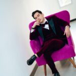 Rangga Azof Instagram – 🕺🏻
.

Suit by @sasdesigns @rakeshd18
Styled @wanda_haraa
📸 : @snap.nuel