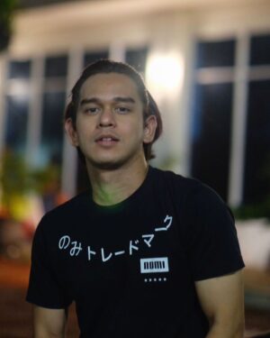 Rangga Azof Instagram - Udah om-om
