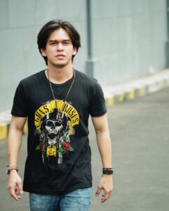 Rangga Azof Instagram - @abudherypastrana 🌹