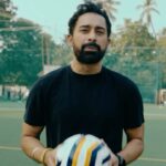 Rannvijay Singha Instagram – The #ClubWC fever is at its peak 📈

@rannvijaysingha is ready! What about you? 🤩⚽

Join him and watch all the action at 11:30 PM, LIVE on EurosportIndia 📺

#EurosportIndia #Football #HomeOfTheClubChampions #ChampionsKaGhar