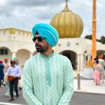 Rannvijay Singha Instagram – #satnamwaheguruੴ 👍🏻🌑