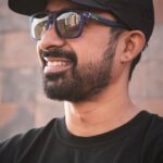 Rannvijay Singha Instagram – ⚡ RV x OKNO – Signature Shades that go beyond fashion. Elevate your style and protect your eyes with our latest collection 🕶️
