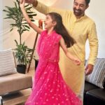 Rannvijay Singha Instagram - #Incollaboration with @firstcryindia This Diwali, let the festivities begin with a dash of style and a sprinkle of joy! Wishing you all a sparkling and Happy Diwali. Every Diwali my daughter is after me "What will I wear this time", deciding between her zillion shades of colors, and dresses!! So when it comes to dressing up my little one, @firstcryindia is my top choice. They've got a massive collection of ethnic wear and a world of fun toys! 🌟 The twinkle in her eyes as she adorns ethnic wear is the greatest reward for a father's love and care. Use my code RANNVIJAYDW50 for an amazing 50% off on Fashion and 45% off on everything else. Like me Make your and your cherished one's Diwali even more special with the brightest, most colorful festive wear.🪔 #firstcrywalidiwali23 #firstcrywaliDiwali #firstcryindia #firstcry #FussNowAtFirstcry #firstcryfashion #kidsfashion