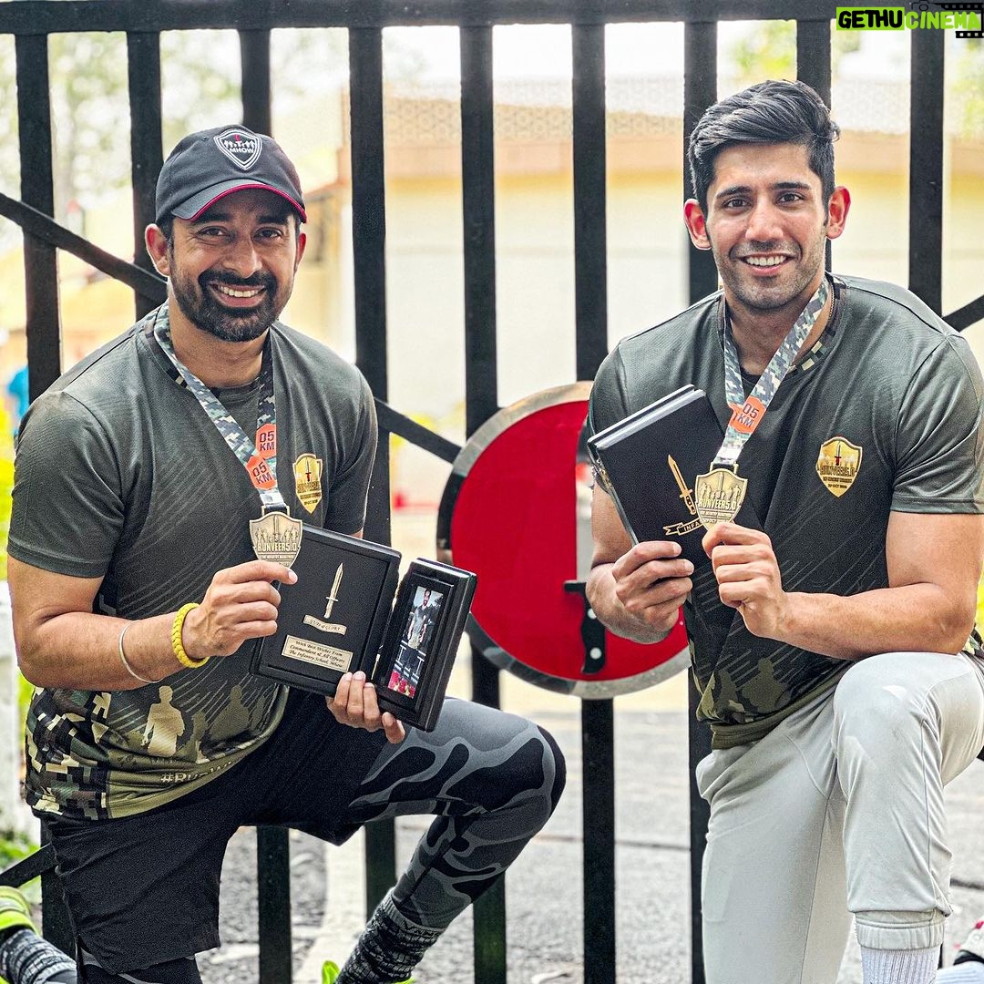 Rannvijay Singha - 82.8K Likes - Infantry boys back to base camp. What an honor to be a part and flag off the @theinfantrymarathon today in MHOW. #indianarmy #jaihind