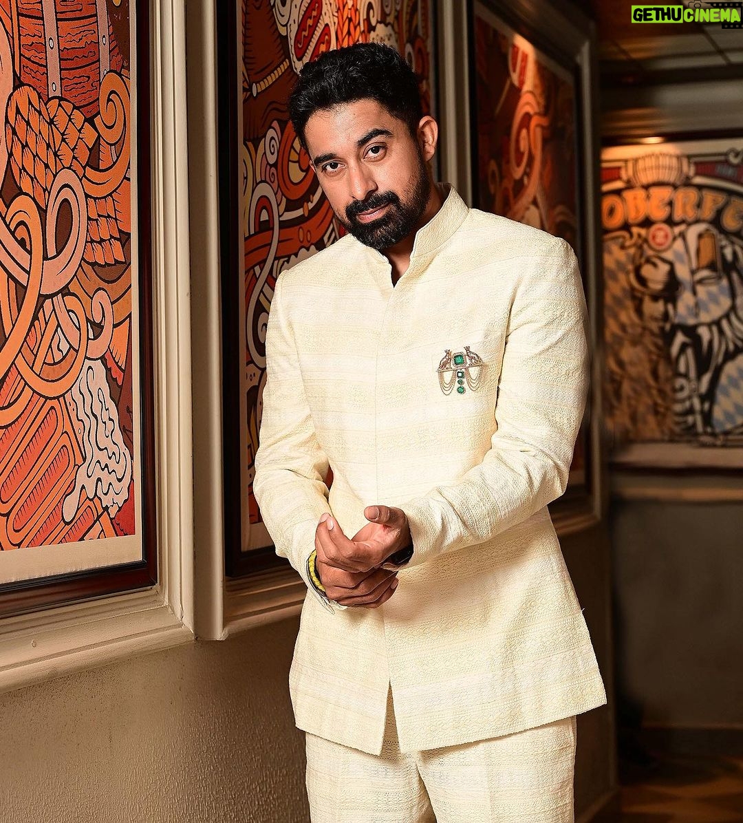 Rannvijay Singha - 115.2K Likes - So proud of you @arjandugal , you are just killin it!
Wearing ur creations makes one feel special and I can feel the love you put into each piece.
Hope to catch up with you soon!
@dapper.menswear