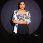 Rashmi Gautam Instagram - Outfit @manasareddy_label P.c @v_capturesphotography 📸📸📸 Stylist @impriyankasahajananda #RashmiGautam #rashmigautam #instapost #static #carousal #weekendpost #december #2023