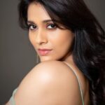 Rashmi Gautam Instagram - Close upppsss 📸 @verendar_photography Outfit @rekhas_couture #RashmiGautam #instagram #instapost #static