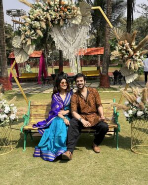 Rasika Sunil Instagram - Best wedding date ever @adi_bilagi ❤️

PC by order: @sangramasalvi 
@sempre.lafelicita 
@sanika_kashikar