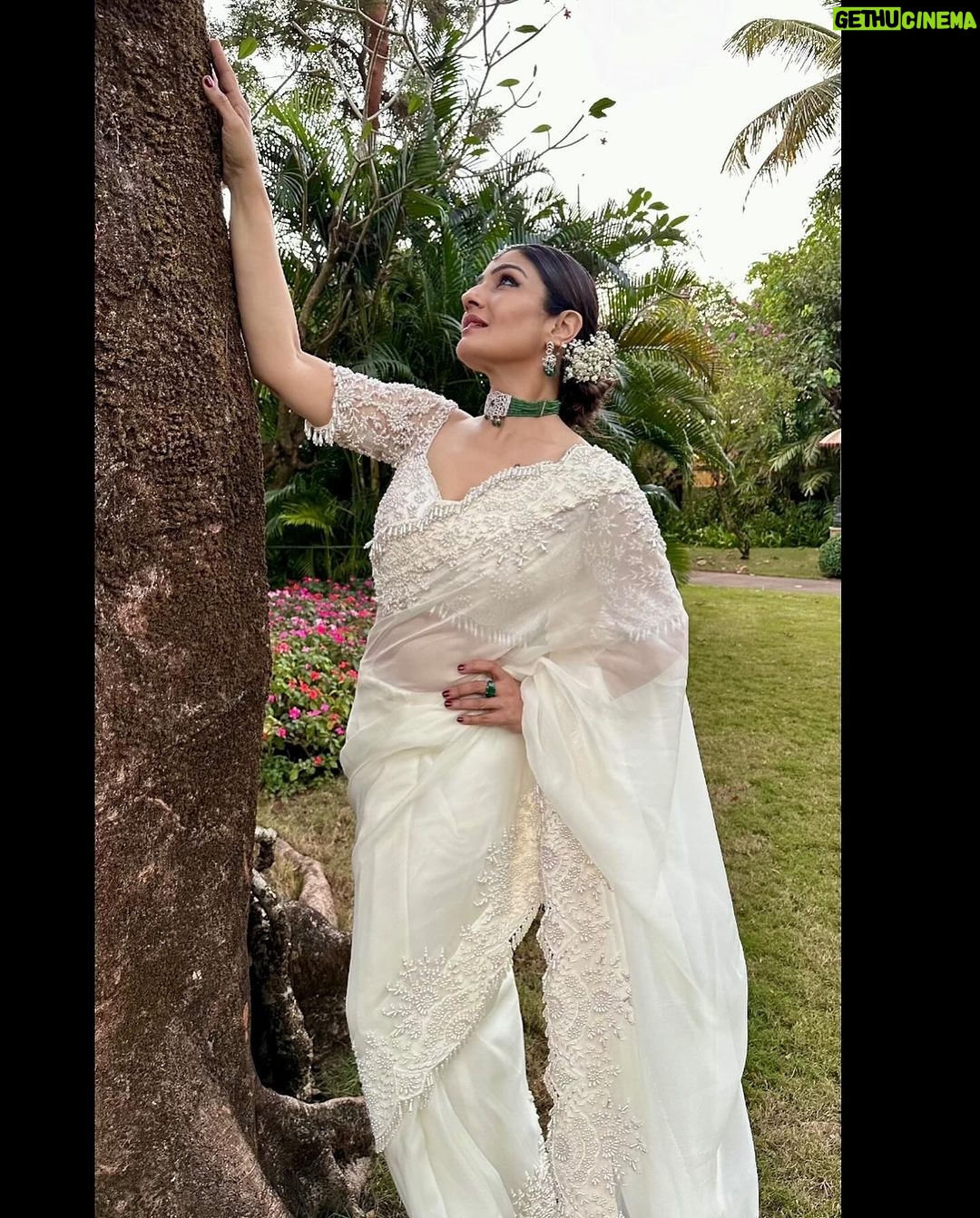 Raveena Tandon Instagram - Wedding whites ….🤍