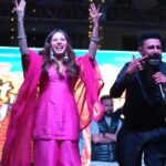Ravi Dubey Instagram - Some glimpses from the incredible Trailer launch event of #jattnuuchudailtakri MOVIE RELEASING 15th MARCH @sargunmehta @gippygrewal @amberdeepsingh @roopigill_ @vikas.vashisht @jaani777 @arvindrkhaira @ravidubey2312 @dreamiyata @desimelodies @omjeegroupofficial @munishomjee @avvysra @navneetmiser @bnsharma_official @nirmalrishiofficial @ravindermand1 @deedargillofficial @iseemakaushal @amritamby @srmanjain @rohitdhimaneditor @impressivedesignstudio @chaupal_app @pitaaratv @speedrecords @rocketgrowpromotionwale Video Courtesy @pu.pulse #jattnuchudailtakri #gippygrewal #sargunmehta #roopigill #desimelodies #dreamiyata #punjabimovie #omjeegroup