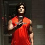 Ravi Dubey Instagram - Under armour #gettingthere @pramod08shinde