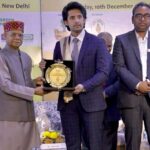 Ravi Dubey Instagram - Honored to have received the prestigious ‘Maati Sammaan’ at the ‘Purvanchal Maati Mahotsav’ by auspicious hands of Shri Shiv Pratap Shukla (Hon’ble Governor, HP) humbled to have shared the honour and the stage with legends Padmashri Malini Awasthi ji Shri MK Yadav ji IFS PCCF & Head of Forest Force, Assam Shri Chandra Shekhar Singh ji Agriculturalist, Padma Shri Awardee Shri Rajnikant Rai ji Divisional Chief Executive, ITC Agri B Dr. (Prof.) NN Khanna ji Advisor & Cardiologist, Apollo Hospital Congratulations to Asif ji and Team Maati for bringing this wonderful community together @bjpshivpshukla @maliniawasthi @purvanchalfestival @asifazmidelhi Rajghat - New Delhi