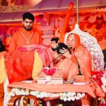 Ravi Kishan Instagram – आज अयोध्या धाम में श्री राम लला की प्राणप्रतिष्ठा के ऐतिहासिक अवसर पर आयोजित अमृत महोत्सव एवं श्री हनुमत महायज्ञ में सम्मिलित हुआ एवं पद्मविभूषण तुलसी पीठाधीश्वर जगतगुरु श्री रामभद्राचार्य जी एवं श्री धीरेंद्र कृष्ण शास्त्री जी ( बागेश्वर धाम सरकार )से भेंट कर उनका आशीर्वाद प्राप्त किया ।

#ayodhaya #rammandirayodhya #amritmahotsav 
#rammandirpranpratishtha #rambhadracharyaji #bageshwardhamsarkar