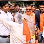 Ravi Kishan Instagram – मेरा गाँव।

#uttarpradesh #jaunpur #ravikishan