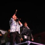 Ravi Kishan Instagram – आज नव वर्ष 2024 के शुभ अवसर पर नौका विहार पर आयोजित न्यू ईयर नाइट कार्यक्रम में, सांस्कृतिक कार्यक्रम व बॉलीवुड रॉक बैंड के साथ अपनी प्रस्तुति दी और आसमानी आतिशबाजी का गोरखपुर वासियों के साथ आनंद लिया ।

इस अवसर पर  माननीय विधायक श्री Pradeep Shukla जी एवं महापौर डॉ मंगलेश श्रीवास्तव जी एवं लोकप्रिय अभीनेता श्री Sanjay Pandey जी उपस्थित रहे ।

आप सभी को नव वर्ष की हार्दिक बधाई एवं शुभकामनाएं

#newyearnight #gorakhpur #ravikishan #happynewyear #welcome2024
