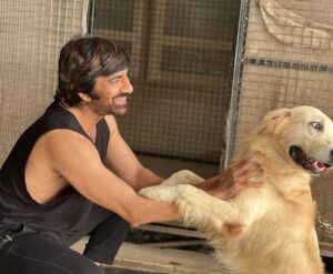 Ravi Teja Instagram - May the dawn of 2024 bring you a year of blessings, accomplishments, and unforgettable memories. 
Wishing you all a very Happy New Year 🤗🤗🤗