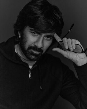 Ravi Teja Instagram - 😉

Shot by @arifminhaz