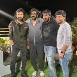 Ravi Teja Instagram - My blockbuster directors Trio @dongopichand @director.bobby @anilravipudi came together for the first time to interview me! It was a Dhamakedar interaction about #dhamaka Full Interview out tomorrow ✌️ #DhamakaFromDec23