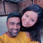 Ravichandran Ashwin Instagram - Sunday’s are good for the soul. Its a good time to reflect on the past and build a bridge for the future. 🤗🤗❤️ @prithinarayanan