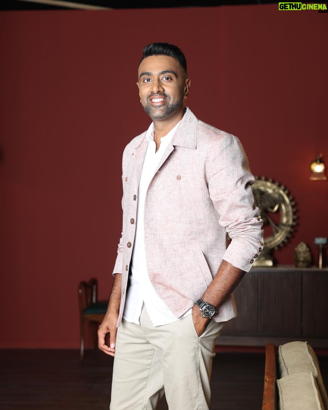 Ravichandran Ashwin Instagram - What’s up? What’s coming up? Good captions are welcome 🤩