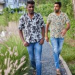 Ravichandran Ashwin Instagram - #hallabolkonjamnallabol walking out of the #ipl2023 and planning to watch the match in Chennai. 😂😂 @atrajamaniprabhu