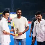 Ravichandran Ashwin Instagram - Had a wonderful time at the #asianchampionstrophy alongside the honourable Chief minister @mkstalin and @udhay_stalin 🙏🤩