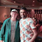 Ravichandran Ashwin Instagram - Talking cricket with this champ🤩😂 @marnus3 . Great chat and good luck for the game tomorrow buddy 👍🏻.