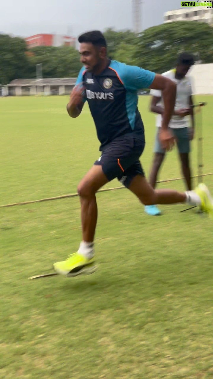 Ravichandran Ashwin Instagram - The hustle is always on🤩🤩💯💯 Sri Ramachandra University