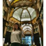 Ravshana Kurkova Instagram - Влюбилась в Будапешт. 💚🤗 Budapest, Hungary