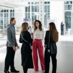 Ravshana Kurkova Instagram - Классное пространство, прекрасные люди. 🤗 💕 @2ges2 , с Открытием! 💫 #ChanelCultureFund @chanelofficial / 📷: @shumov , @vmudrov