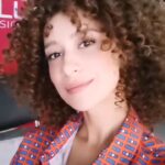 Ravshana Kurkova Instagram - Довольное лицо официального посла марки Wella Professionals в России. 🤗❤️ #itsofficial @wellahair_ru 💫 #wellaprofessionals